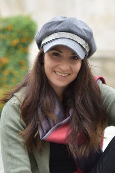 styleBREAKER Damen Bakerboy Schirmmütze mit Strass Band und Schnalle, Ballonmütze, Filz Optik, Newsboy Cap 04023073