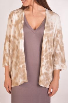 styleBREAKER Damen Feinstrick Cardigan Weste mit Batik Muster, 3/4 Ärmel, vorne offen, Strand, Festival, Kimono 08010080