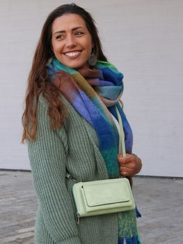 styleBREAKER Damen Handy Geldbörse mit Schultergurt und RFID Kartenhülle | Crossbody Umhängetasche mit Handyfach Reißverschluss Clutch 20x11 cm