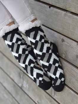 styleBREAKER Unisex ABS Stoppersocken mit Geometrischem Muster, warme ABS-Socken, Größe 35-42 EU / 5-10 US / 4-8 UK 08030012