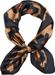 styleBREAKER Halstuch mit Leoparden Animal Print Muster | Vierecktuch mit farbigem Rand | seidig weich und vielseitig tragbar | 70 x 70 cm | Kopftuch Bandana Damen Accessoire