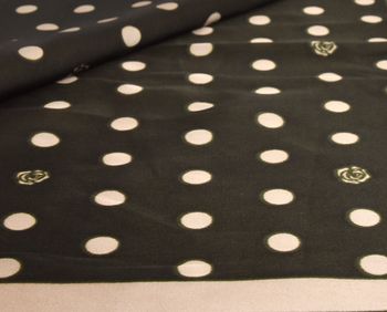 styleBREAKER Damen Halstuch mit Punkte Muster | quadratisches Tuch 70x70 cm | seidiges Satin Polka Dots Vierecktuch | Nickituch & Kopftuch