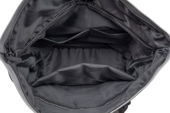 styleBREAKER Unisex Rucksack Wasserfest in Seesack Optik, Backpack Einfarbig, Reißverschluss, Schnalle, Laptop Fach 02012408