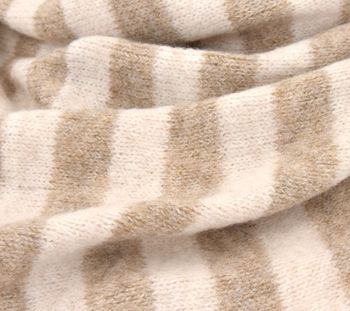 styleBREAKER Damen Strick Dreieckstuch mit Streifen Muster | großes Halstuch 180x70 cm | weiche Viskose & Wolle | wärmendes Schultertuch