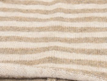 styleBREAKER Damen Feinstrick Beanie Mütze mit Streifen Muster | Slouch Strickmütze | weiche Viskose & Wolle