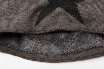 styleBREAKER warme klassische Strick Beanie Mütze mit Stern und sehr weichem Innenfutter, Unisex 04024026