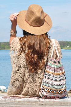 styleBREAKER Bogart Hut, Fedora Knautschhut mit Zierband in Wildleder Optik, Cowboy Hut, Damen 04025009