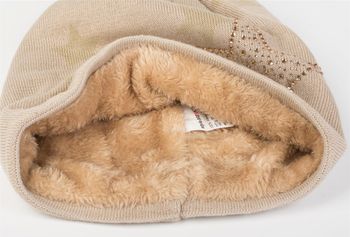 styleBREAKER warme Feinstrick Beanie Mütze mit All Over Stern Muster, Strass Stern und sehr weichem Fleece Innenfutter, Unisex 04024084