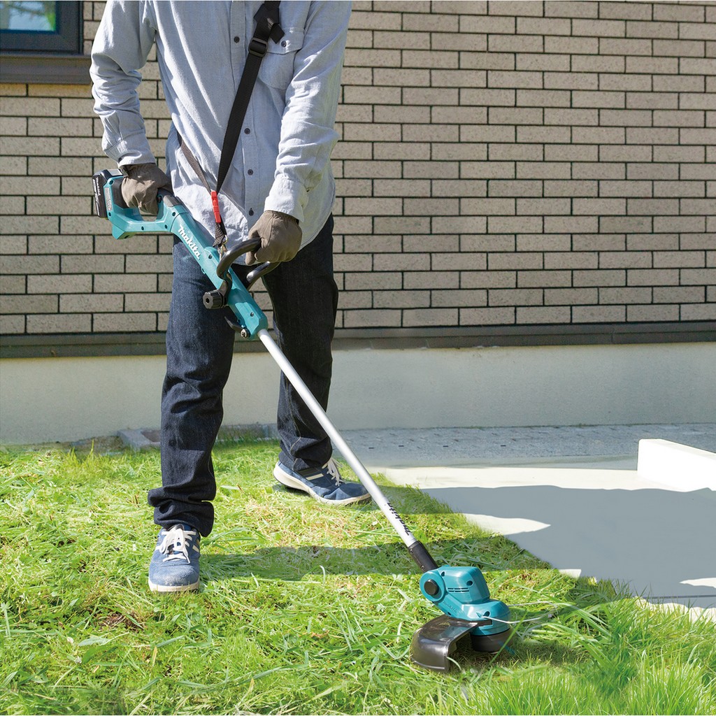 Makita Akku Rasentrimmer Solo 18V Schnittbreite 260mm 7.800min-1 DUR193Z Makita Akku Rasentrimmer Solo 18V Schnittbreite 260mm 7.800min-1 DUR193Z