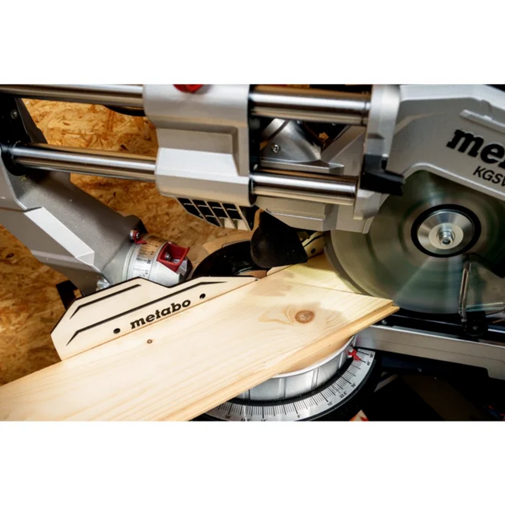 Metabo Kappsäge KGSV 216 MC PCL mit Zugfunktion maximale Ausstattung 615216000 Metabo Kappsäge KGSV 216 MC PCL mit Zugfunktion maximale Ausstattung 615216000