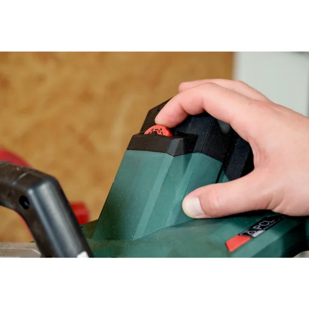 Metabo Kappsäge KGSV 216 MC PCL mit Zugfunktion maximale Ausstattung 615216000 Metabo Kappsäge KGSV 216 MC PCL mit Zugfunktion maximale Ausstattung 615216000