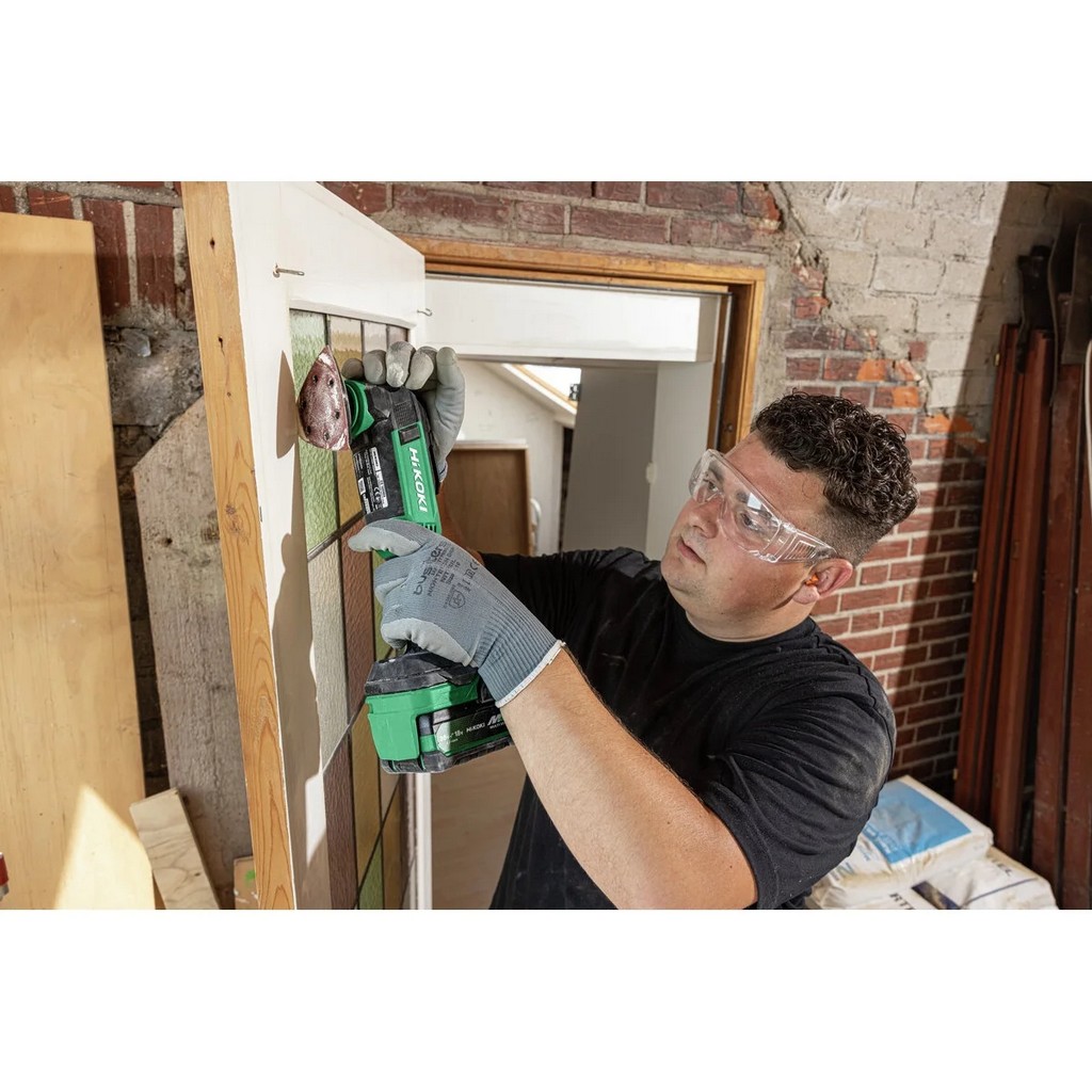 HiKoKi Akku-Multitool CV18DAW2Z + Sägeblatt 100x50 + Akku + Schnellladegerät HiKoKi Akku-Multitool CV18DAW2Z + Sägeblatt 100x50 + Akku + Schnellladegerät