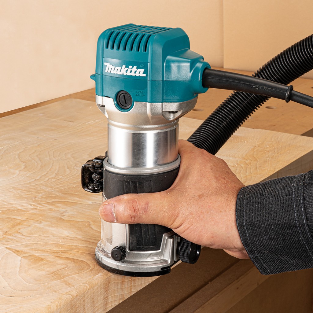 Makita Multifunktionsfräse Fräsen Holzbearbeitung 710W 6/8mm RT0702CX2J Makita Multifunktionsfräse Fräsen Holzbearbeitung 710W 6/8mm RT0702CX2J