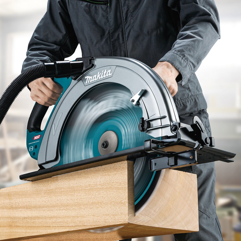 Makita Akku Handkreissäge 40V 1500W 158mm ohne Akku ohne Ladegerät HS013GZ Makita Akku Handkreissäge 40V 1500W 158mm ohne Akku ohne Ladegerät HS013GZ