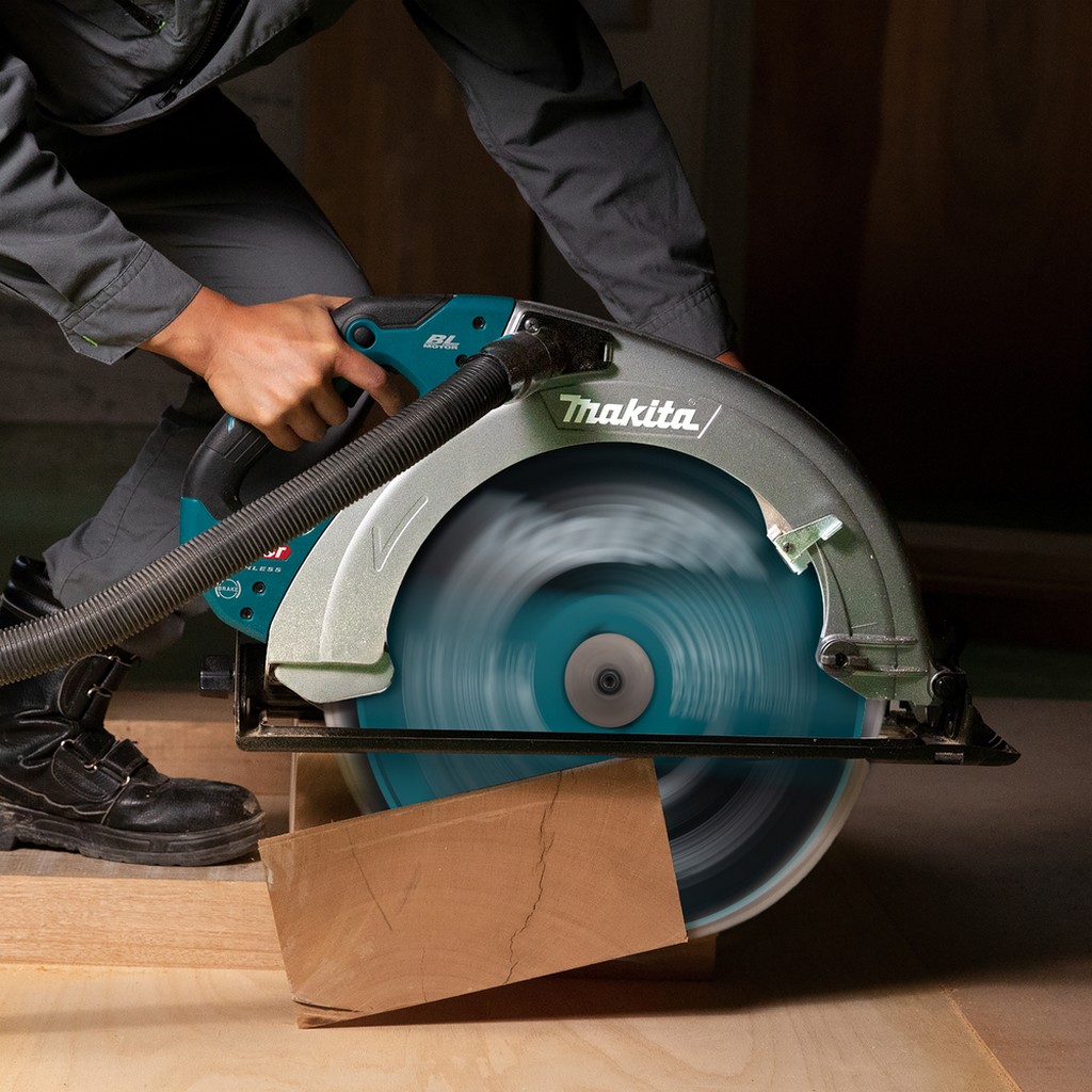 Makita Akku Handkreissäge 40V 1500W 158mm ohne Akku ohne Ladegerät HS013GZ Makita Akku Handkreissäge 40V 1500W 158mm ohne Akku ohne Ladegerät HS013GZ