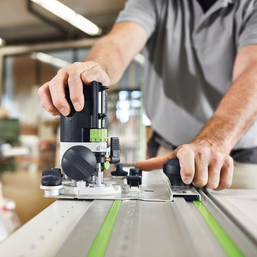 Festool Oberfräse OF 1010 REBQ-FS-Set+BOX inkl Zubehör Set ZS-OF 1010 M 578053 Festool Oberfräse OF 1010 REBQ-FS-Set+BOX inkl Zubehör Set ZS-OF 1010 M 578053