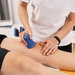 bellabambi-maxi-active-signalblau-knie.jpg