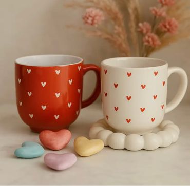 Keramik-Tassen-Set mit Herz-Dekor, Rot & Weiß, 2-teilig, je ca. 400 ml, für Kaffee & Tee, Geschenk für Valentin oder Hochzeit