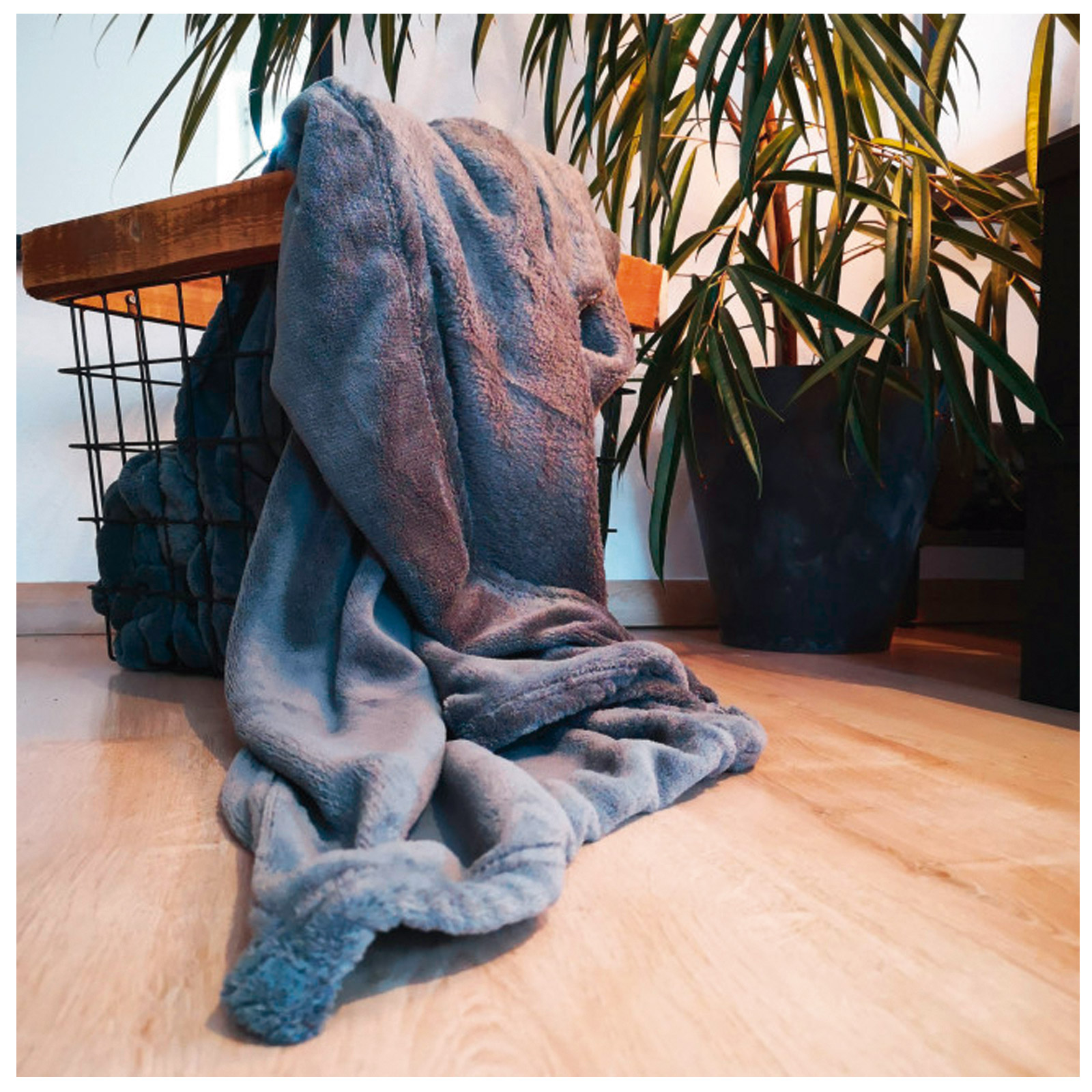 XXL Kuscheldecke HARRY Anthrazit 220 x 200 cm Fleecedecke Extradick