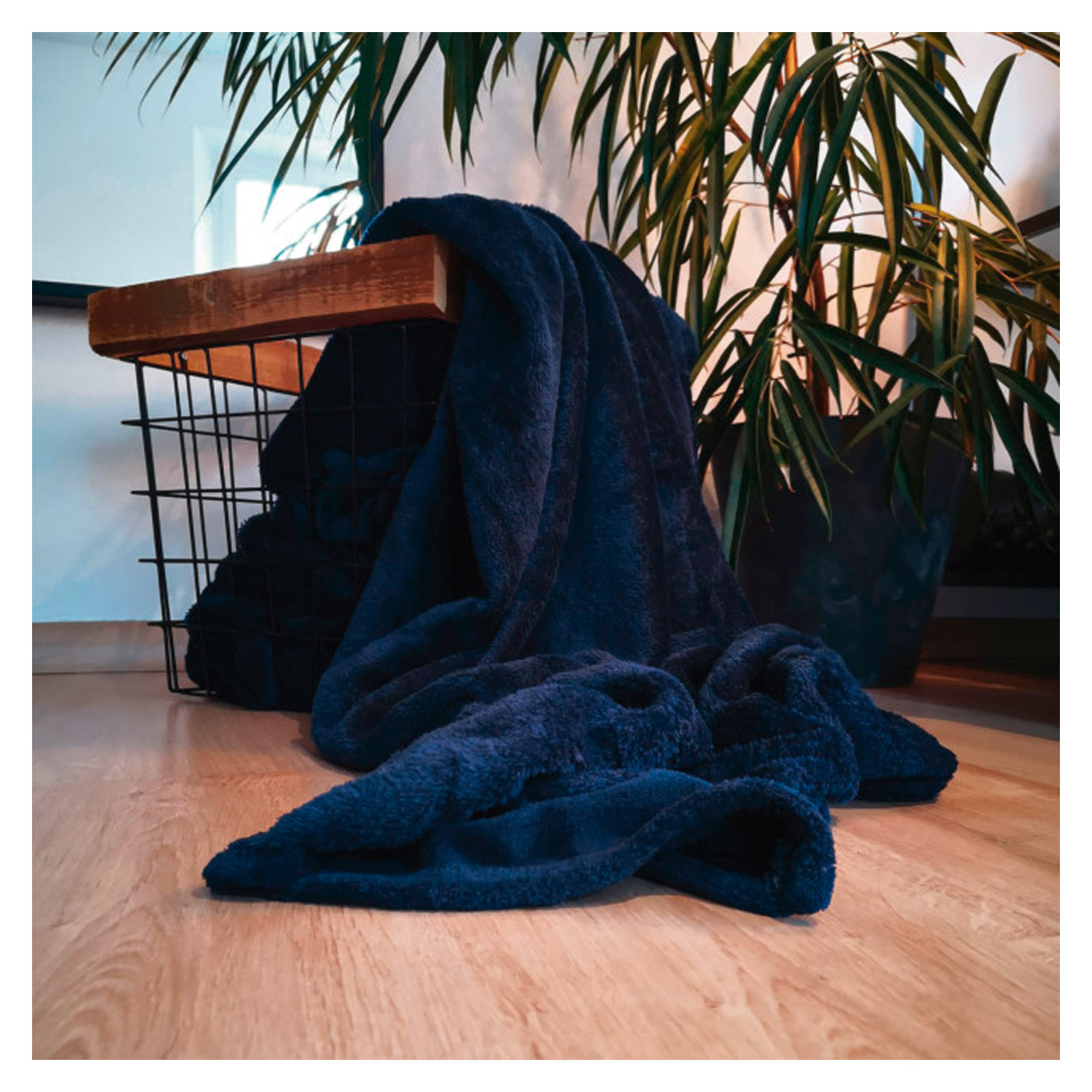 XXL Kuscheldecke HARRY Navyblau 220 x 200 cm Fleecedecke Extradick dunkelblau
