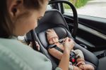 Britax Römer Baby-Safe Core Babyschale inkl. Vario Base 5 Z Isofix Station