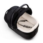 Tavo Pets Maeve™ iso6X Haustier-Autositz Medium
