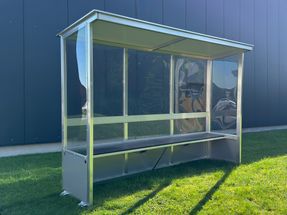 Spielerkabine Basic - geneigte Dachform