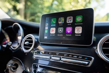 CarPlay® & Android-Auto für Mercedes-Benz V Klasse, Marco Polo, Marco Polo Horizon inkl. Einbau