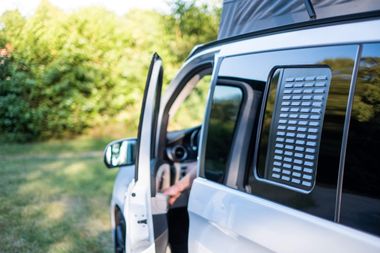 Westfalia ventilation grille for sliding window left above kitchen unit suitable for Mercedes-Benz Marco Polo W447