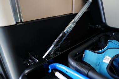 Click & Slide - die Sperre für die Hettich Bettbeschläge des unteren Bettes im Mercedes-Benz Marco Polo W447 und Viano Marco Polo W639