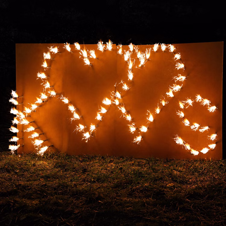 Lichterbild brennendes Doppelherz mit zwei Buchstaben nach Wahl Geschenkidee Hochzeit Verlobung Jubiläum Liebesbeweis Lichterbild Brennendes Doppelherz mit zwei Buchstaben nach Wahl zum Beispiel K und S.