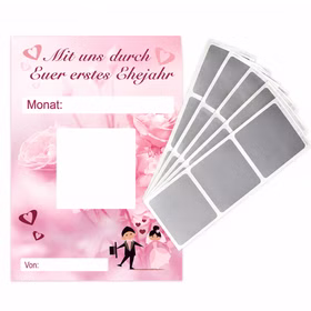 Hochzeitsspiel „Mit uns durch Euer erstes Ehejahr“ 12 Gutscheinkarten mit Rubbelstickern Hochzeitsspiel & Geschenkidee Heiraten Brautpaar Geschenkidee Hochzeit Wedding Gutschein Geschenkgutschein JGA Partyspiel Rosa Rubbelkarten-Set „Mit uns durch Euer erstes Ehejahr“ mit Rubbelstickern auf weißem Hintergrund als romantisches Hochzeitsgeschenk dargestellt.