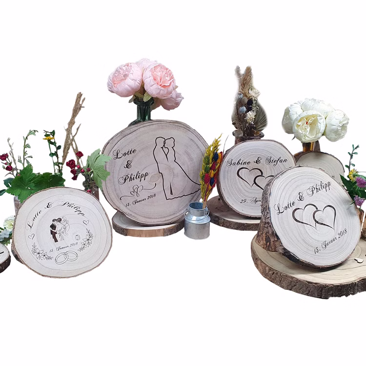 Baumscheibe mit Gravur 30 cm Brautpaar Namen und Datum Hochzeit Jahrestag Geschenkidee Hochzeitsgeschenk Silberhochzeit Übersicht Baumscheiben mit Gravur.