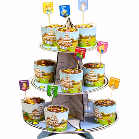 Asterix & Obelix Tisch-Deko Servier-Etagere Hinkelstein mit 12 Muffin-Formen & 8 Cupcake Sticks Geburtstag Dekoration Fasching Karneval Mottoparty Etagere in Hinkelstein-Optik aus Pappe mit Muffins dekoriert