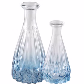 2 Vasen mit Blauem Farbverlauf 14,5 und 10,7 cm Tischdeko Hochzeit Geburtstag Vasen-Set Tischvasen für Blumen & Dekoration Tisch-Deko Hochzeit Geburtstag Blumenvasen dekorative Vasen gedeckter Tisch Zweiteiliges Vasen-Set mit blauem Farbverlauf aus Glas von Vorne