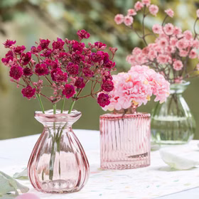 Mini Glasvase Corolle 7 x 9 cm kleine Blumenvase Tisch-Deko Hochzeit Geburtstag Sommerfest Gartenparty Vase klein Deko-Zubehör gedeckter Tisch Mini Glasvase Corolle 7 x 9 cm rosa mit Blumenarrangement, kleine Glasvase für Tisch-Deko.