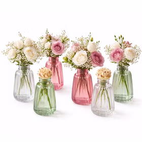 Glasvasen Verone 6er Tischvase Rosa Grün & Transparent Tisch-Deko Hochzeit Geburtstag Vase aus Glas festliche Tischdeko Wohnaccessoire Glasvase dekorativ Glasvasen Verone in drei Farben mit floralen Arrangements als dekoratives 6er-Set auf hellem Hintergrund.