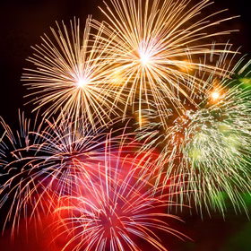 Feuerwerk Programm Eins 12 Batterien Feuerwerk online kaufen Geburtstagsfeuerwerk Hochzeitsfeuerwerk