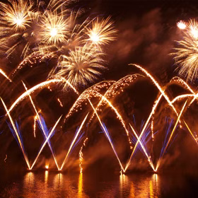Feuerwerk Programm Drei mit 25 Feuerwerksbatterien 