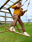 12091-legler-small-foot-Skateboard-schaukel-Bloggerbild-2.jpg