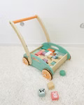 11766-legler-small-foot-Lauflernwagen-Pastell-Bloggerbild-1.jpg