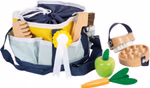 12419-small-foot-Spielzeug-Pferdepflege-Set-mit-Tasche-komplett-mit-Zubehoer.jpg