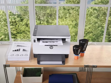 HP Officejet Pro 8132e All-in-One - Multifunktionsdrucker - Farbe - Tintenstrahl - Legal (216 x 356 mm) (Original) - A4/Legal (Medien) - bis zu 12 Seiten/Min. (Kopieren) - bis zu 20 Seiten/Min. (Drucken) - 225 Blatt - 33.6 Kbps - USB 2.0, L