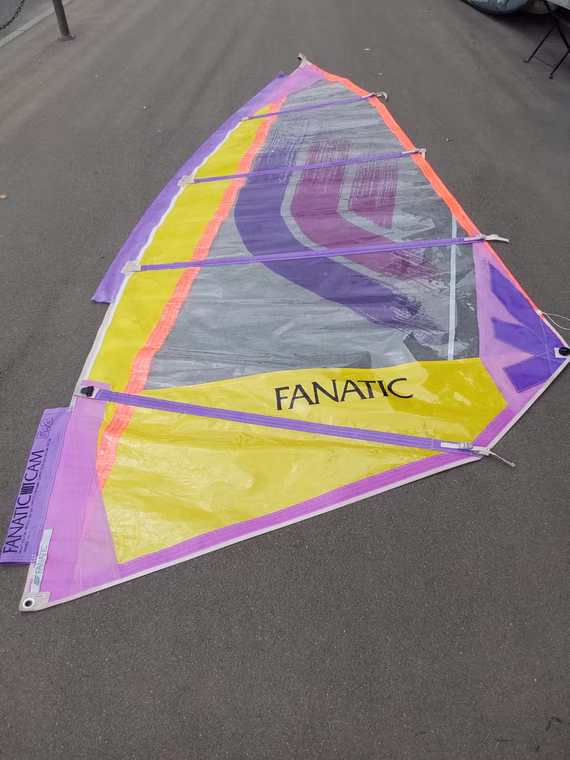 Hot Cam Windsurf Segel Fanatic gebraucht 5.8
