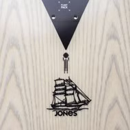 Men's Flagship Pro Snowboard Jones 2026 154