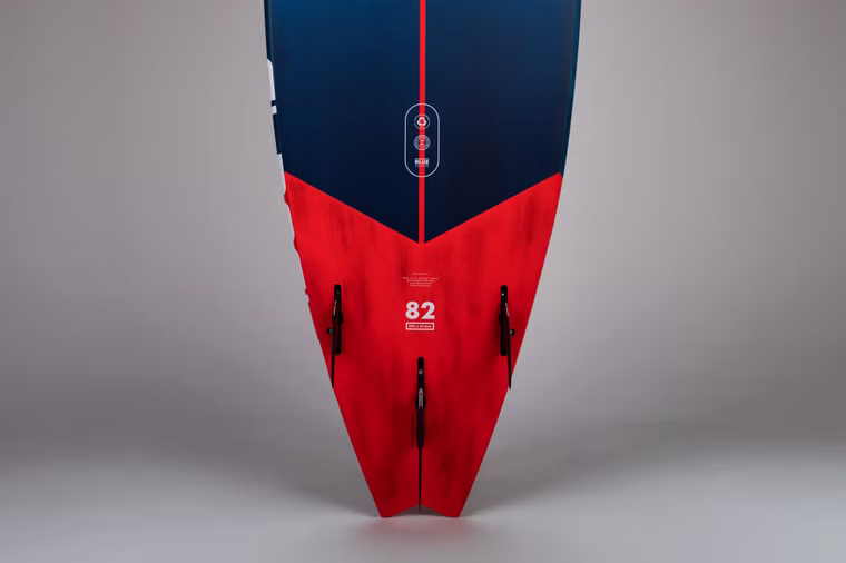 Ultra Windsurf Board Starboard 2026 82