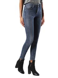 Skinzee-High-0677E--2-.jpg Skinzee-High-0677E--2-.jpg