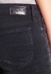 Skinzee-Low-0860U--4-_1.jpg