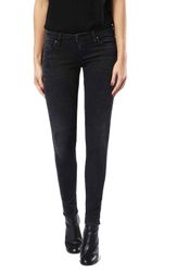 Skinzee-Low-0860U--1-_1.jpg Skinzee-Low-0860U--1-_1.jpg