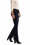 Skinzee-Flare-0679M--4-.jpg